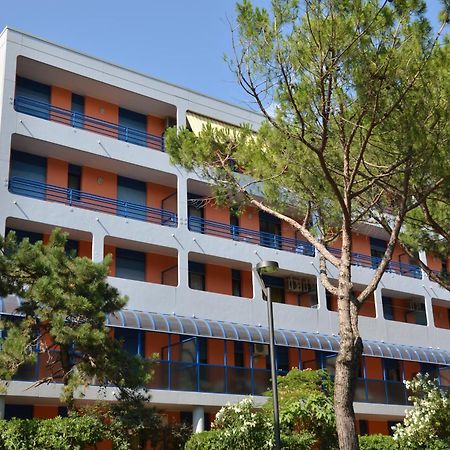 Appartamenti Tonin Бибионе Экстерьер фото